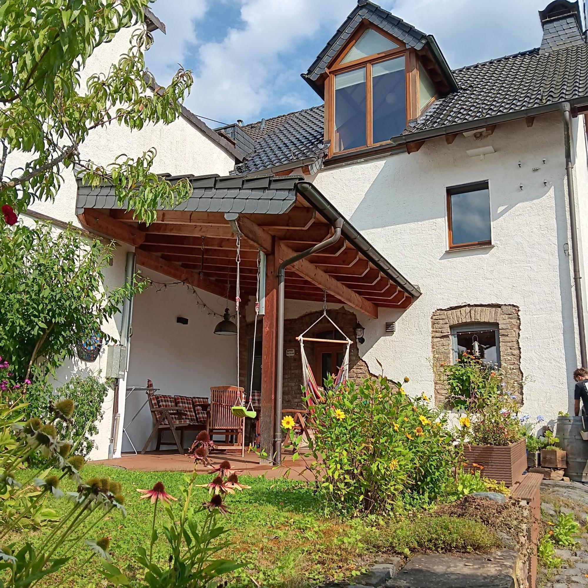 Villa Eifler Brunnenhaus Dumpelfeld Exterior foto
